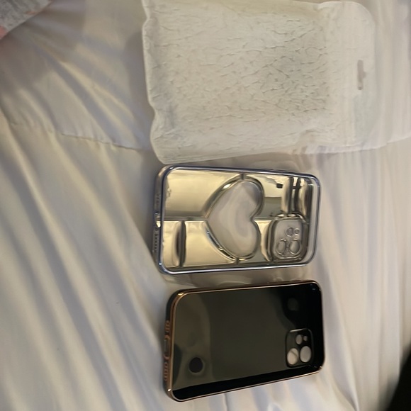 iPhone 12 Pro phone cases bundle - Picture 2 of 5